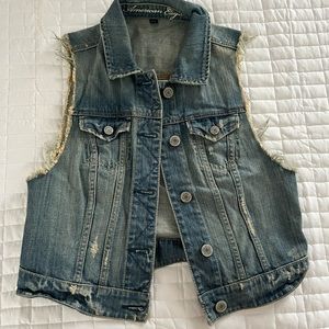 American Eagle Denim Vest - Medium